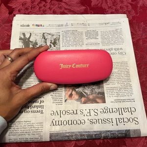 Juicy Couture Accessories Y2K Hot Pink Hard Shell Eyeglass Case